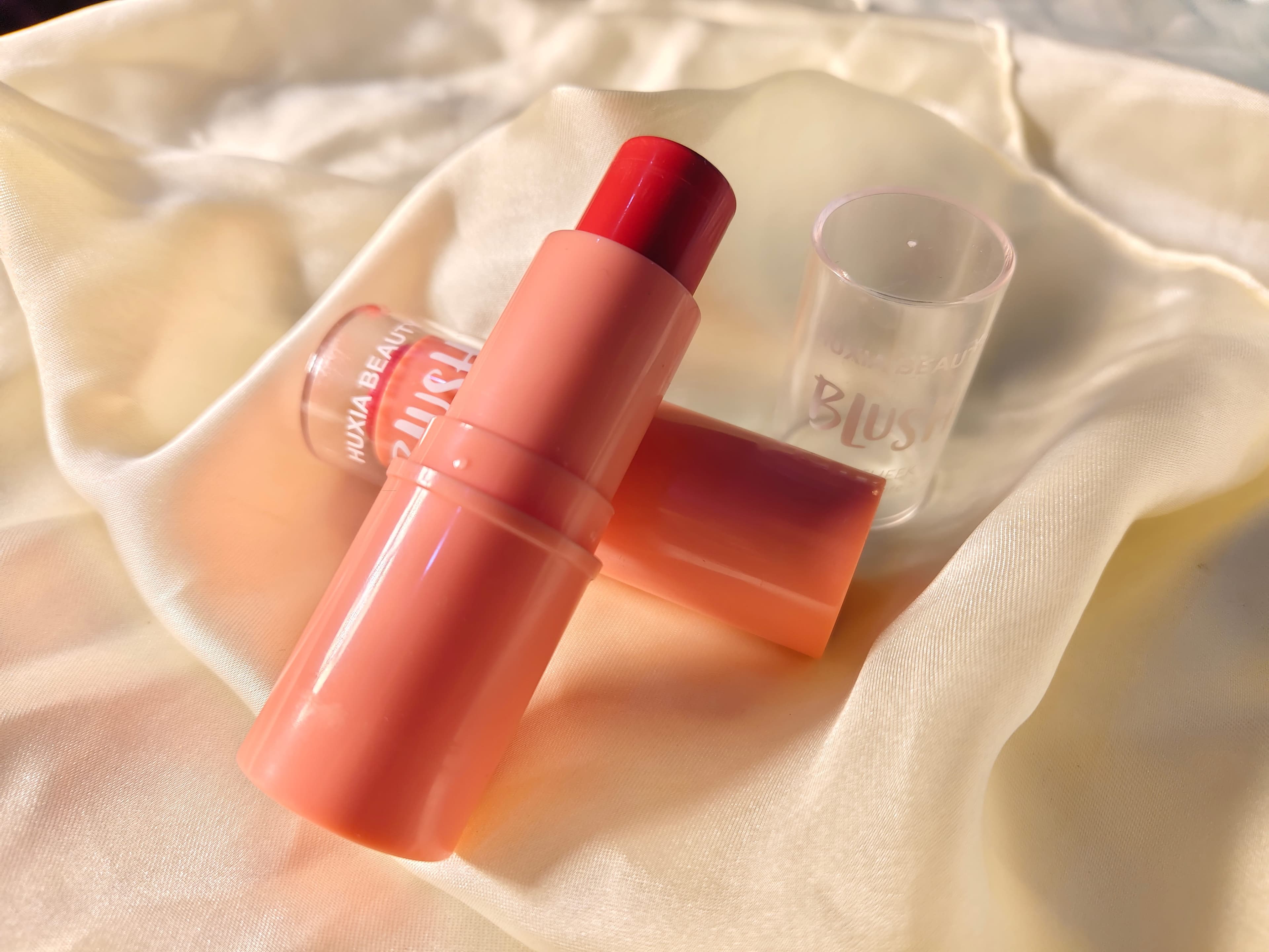 Hux Beauty Blush Stick: The Best Blush for Pakistani Women